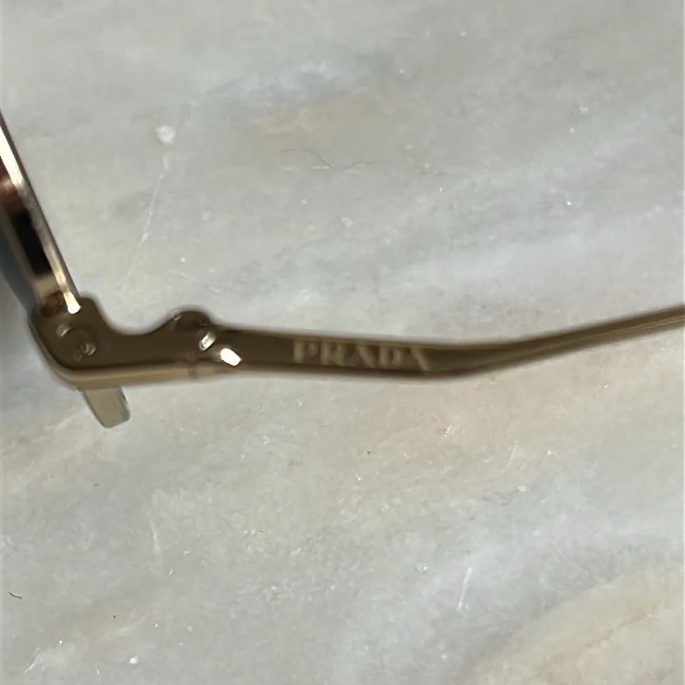Prada Womens Aviatior Sunglasses‎ Gold Frame Blue Tint Authentic w/Case